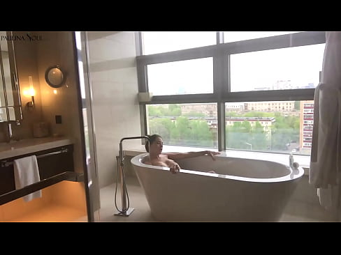 ❤️ Kæmpe babe ondt i sin fisse på badeværelset Sex video at da.creditme.top ❌️❤